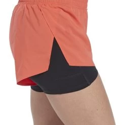 Reebok Running 2in1 Shorts Red Black Women 12 Reebok Running 2in1 Shorts Red Black Women -Sports Comprehensive re hk4765 005