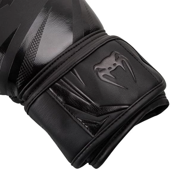Venum Challenger 3.0 Gloves Black 5 Venum Challenger 3.0 Gloves Black - Image 3